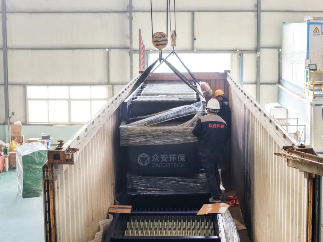 生活垃圾分選設備裝車中 生活垃圾分選設備裝車中